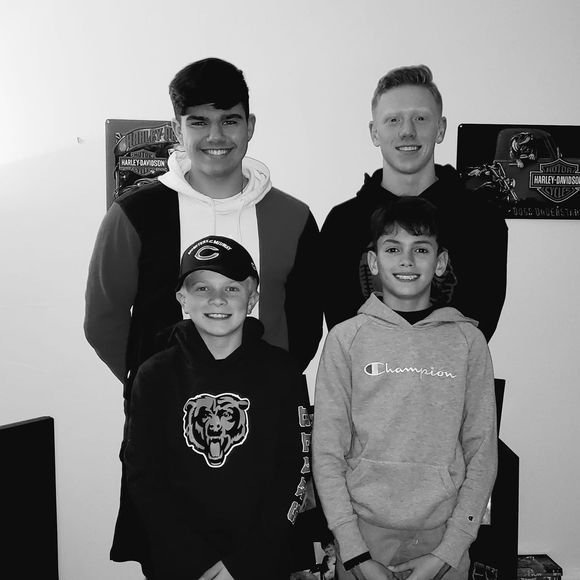 Meet your Posher, Steven - Picture 1 of 1